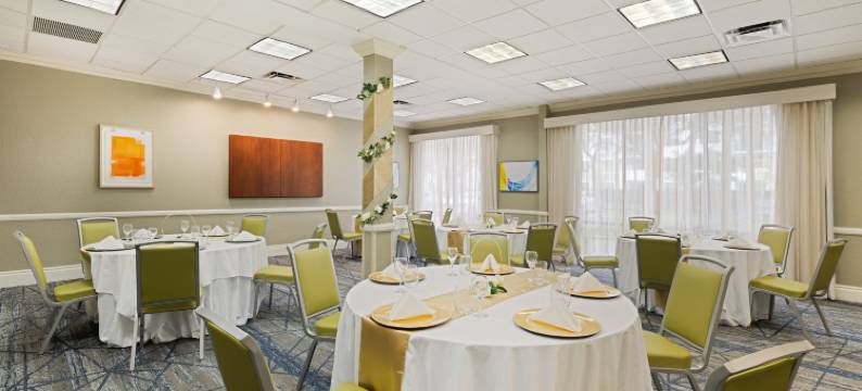 Holiday Inn Express & Suites FT。劳德代尔 - 人工林(Holiday Inn Express & Suites FT. LAUDERDALE-PLANTATION by IHG)图片