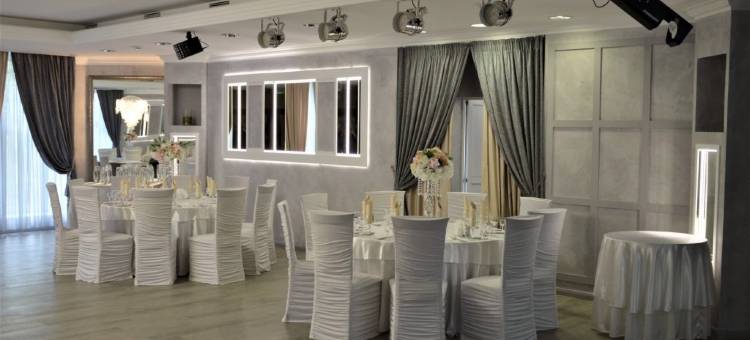 奥克佳布里斯卡娅酒店(Hotel Oktyabrskaya, Ulyanovsk)图片