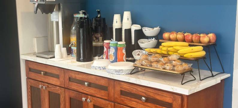 速8酒店-由温德姆管理欧申赛德市中心酒店(Super 8 by Wyndham Oceanside Downtown)图片