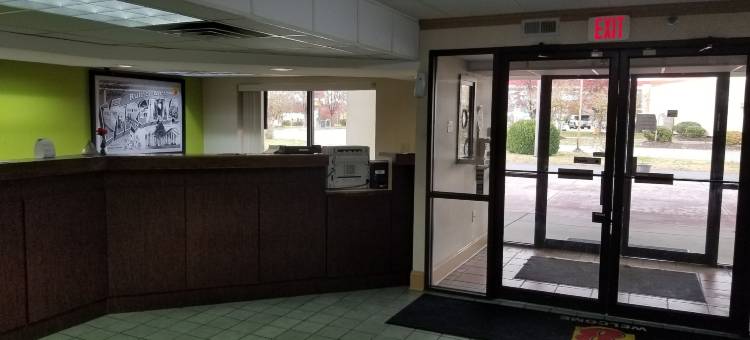 卢瑟格伦国王自治区速8酒店(Super 8 by Wyndham Ruther Glen Kings Dominion Area)图片