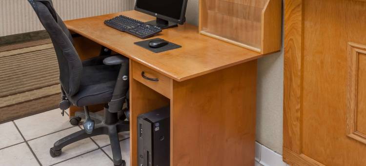 亨廷顿温德姆速8酒店(Super 8 by Wyndham Huntington)图片