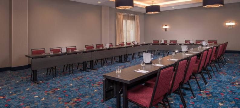 阿尔图纳万枫酒店及套房(Fairfield Inn & Suites Altoona)图片