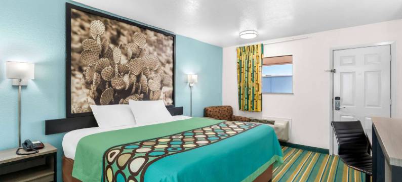 普莱森顿速8酒店(Super 8 by Wyndham Pleasanton)图片