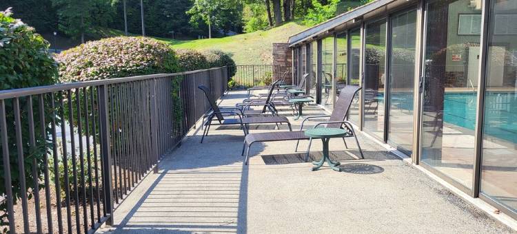 Townhome Echota Available 10/22 Sleeps 8 HotTub Pool Booneblowingrockbannerelk图片