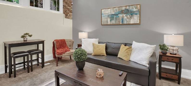 King Bed ★ Work Remote ★BYU ★ W/D ★ Desk图片