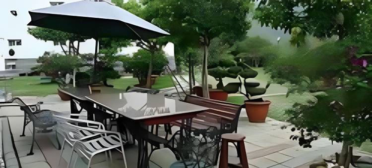 高雄中正湖民宿图片