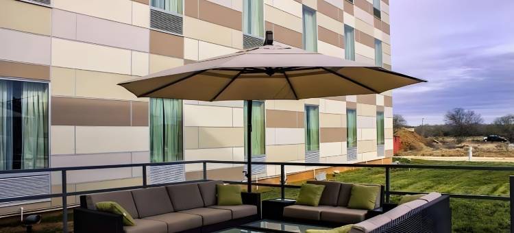 亨茨维尔大学区郊区开放式客房(Suburban Studios Huntsville University Area)图片