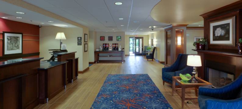 希尔顿欢朋酒店-沃伦顿(Hampton Inn Warrenton)图片