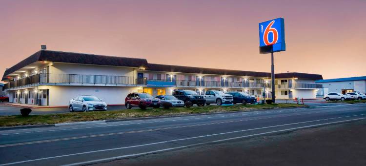 法明顿6号汽车旅馆(Motel 6 Farmington, NM)图片