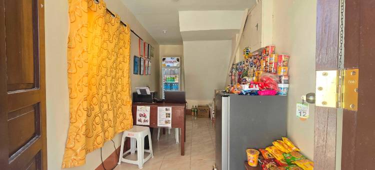 OYO 1121 Junlyn Apartelle图片