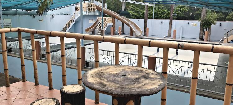 红多兹@卡兰巴普拉菲罗莎度假酒店(RedDoorz @ Praferosa Resort Hotel Calamba)图片