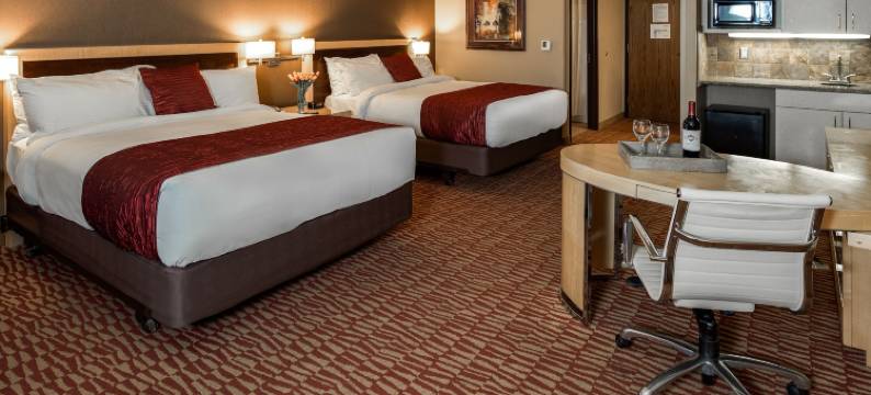 金雁酒店(Lakeside Hotel Casino)图片