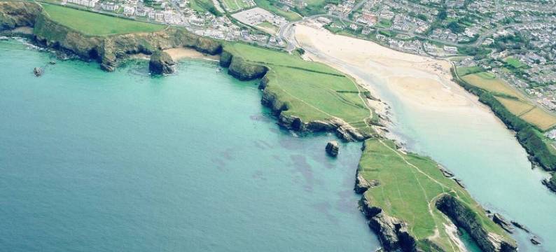 美丽的翻新住宅 - 离海滩徒步不远(Beautiful Refurbished Home - Short Walk to the Beach)图片