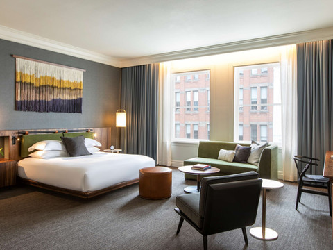 西雅图亚历克西斯皇家索内斯塔酒店