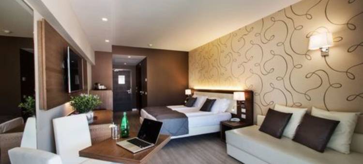 比塞斯蒂酒店(Hotel Bisesti)图片