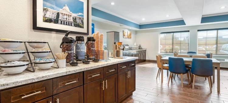 舒适套房酒店-萨克拉门托大学城(Comfort Inn & Suites Sacramento - University Area)图片