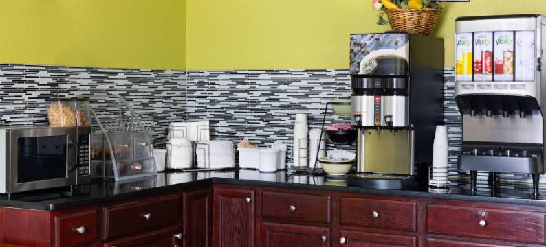 南波士顿弗吉尼亚州速8酒店(Super 8 by Wyndham South Boston VA)图片