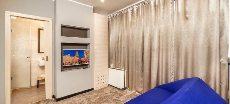 景观豪华客房酒店(The View Luxury Rooms)图片