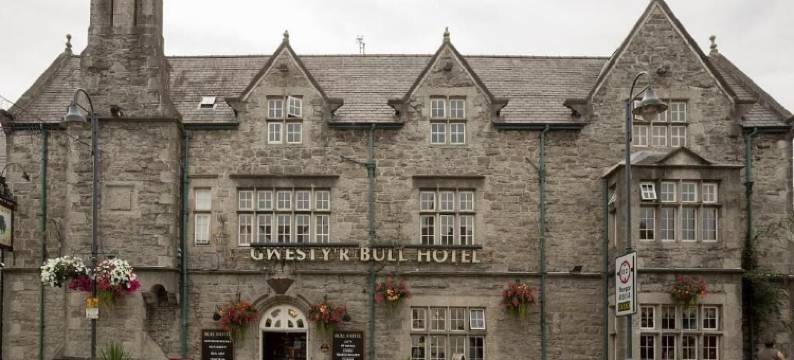 布尔酒店(The Bull Hotel)图片