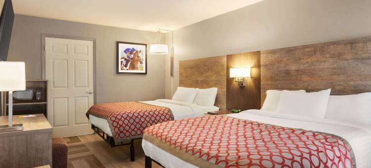 Days Inn & Suites by Wyndham Bowling Green图片