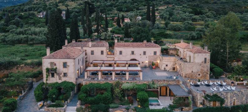 水池酒店(Kinsterna Hotel)图片