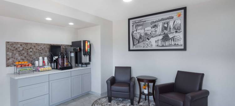 夏洛茨维尔速8酒店(Super 8 by Wyndham Charlottesville)图片