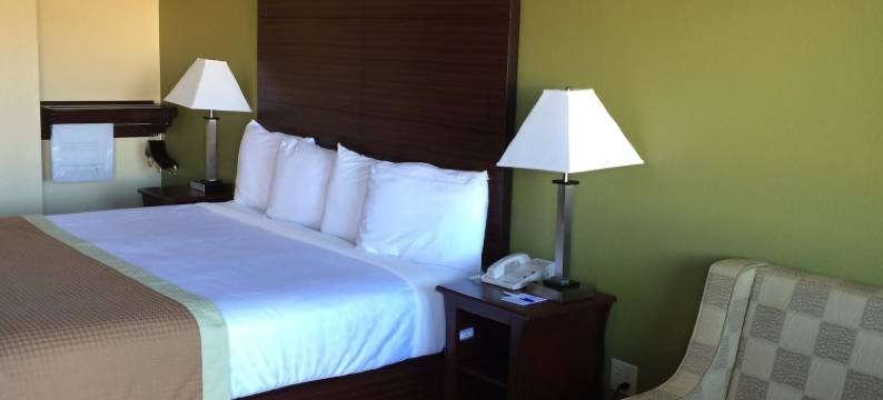 威诺纳美国最有价值旅馆(Americas Best Value Inn Winona)图片