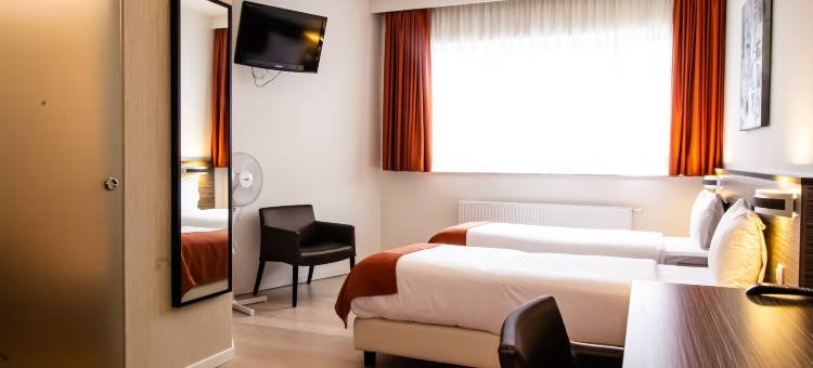 陶尔米纳布鲁塞尔机场酒店(Hotel Taormina Brussels Airport)图片