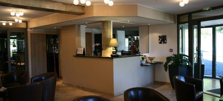 超级贝斯东部奥贝奇原生酒店(Auberge de la Petite Ferme, Super-Besse Est, the Originals Relais)图片