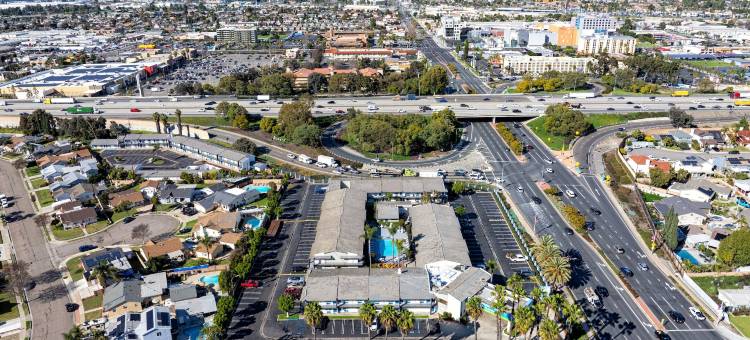 布埃纳帕克套房酒店(The Buena Park Hotel & Suites)图片