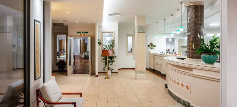 卡罗费利切酒店(Hotel Carlo Felice)图片