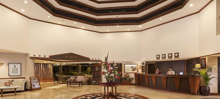 普尔瓦卡达普莱姆广场酒店(Prime Plaza Hotel Purwakarta)图片