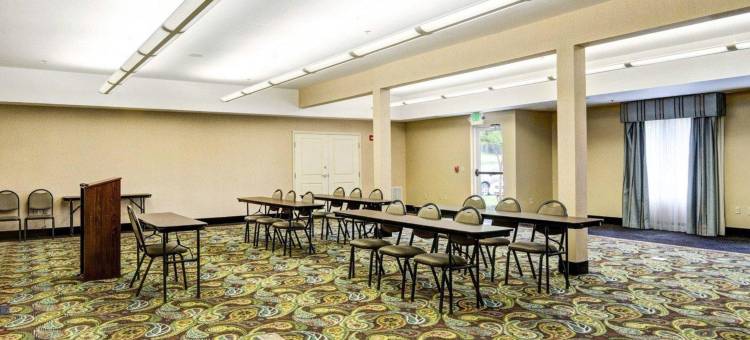 温泉城舒适套房酒店(Comfort Suites Near Hot Springs Park)图片