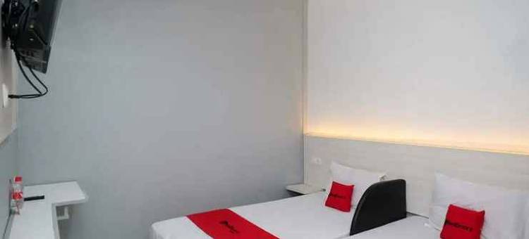 近北加浪岸收费站出口红多兹酒店(RedDoorz Near Exit Tol Pekalongan)图片