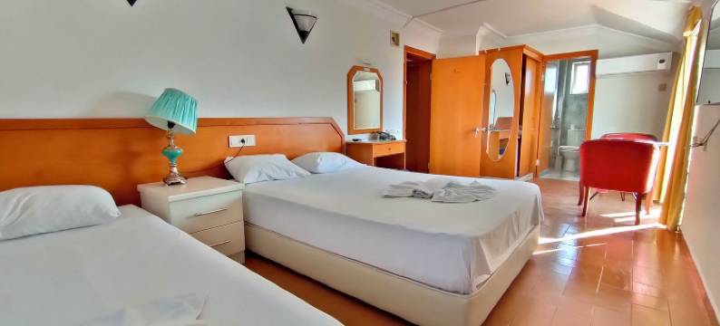 居利扎尔酒店科尼亚阿勒特(Gülizar Hotel Konyaaltı)图片