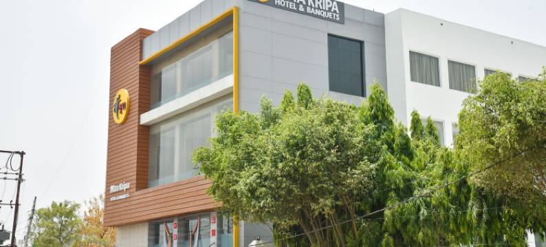 玛克里帕酒店和宴会厅(MAA Kripa Hotel and Banquets)图片