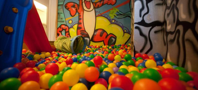 芬斯肯内斯享受滨海度假村(Enjoy Resorts Marina Fiskenæs - Wellness & Waterpark)图片