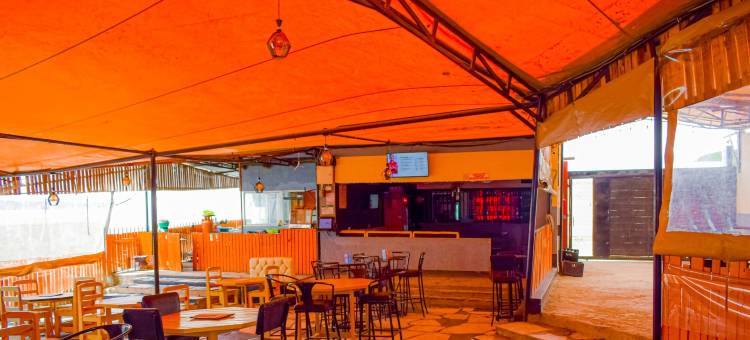 蓝花楹豪华套房(Jacaranda Luxury Suites)图片