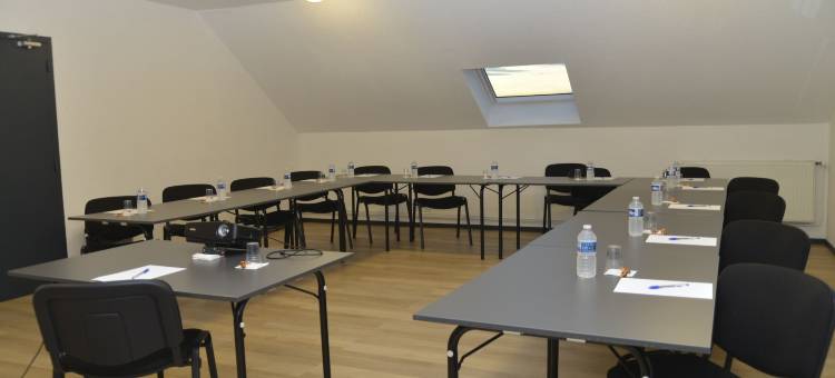 里昂南克里斯城际酒店(Logis Cris Hôtel et Restaurant, Lyon Sud-Est)图片