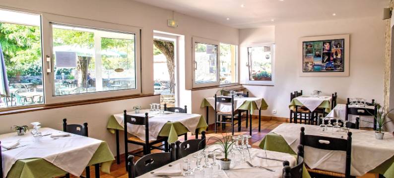 雷斯卡比利酒店(Logis Hôtel Restaurant l'Escarbille)图片