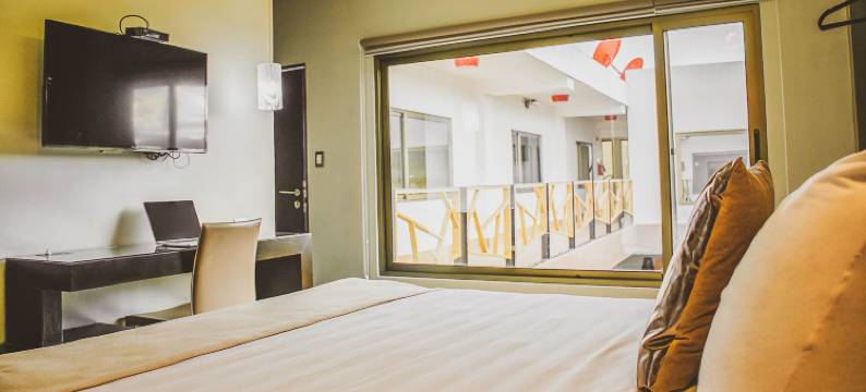 雷姆福特酒店(Remfort Hotel)图片