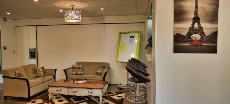 缪罗 - 夏奥米耶尔弗林斯餐厅酒店(Contact Hotel Restaurant la Chaumière Entre Orgeval et Flins A13 Sortie 8)图片