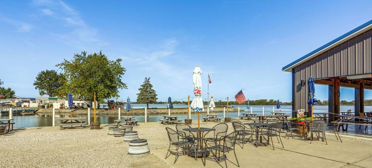 滨水克林顿港小屋：距伊利湖5英里(Waterfront Port Clinton Cottage: 5 Mi to Lake Erie)图片