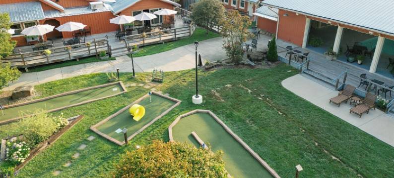 布朗乡村酒店(Brown County Inn)图片