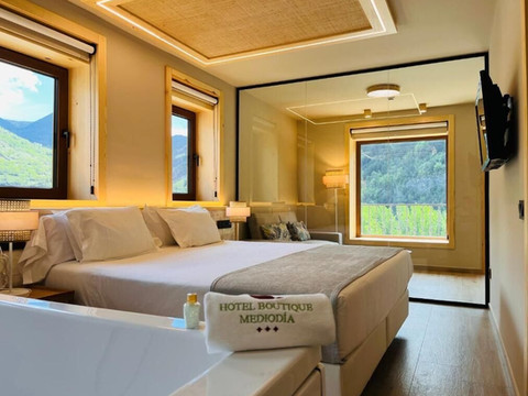 美迪欧地亚精品酒店