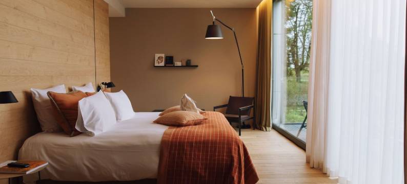 瓦尔之地庄园(Domaine des Terres du Val)图片