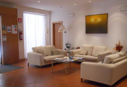 Albergo ItaliaHotel Overview