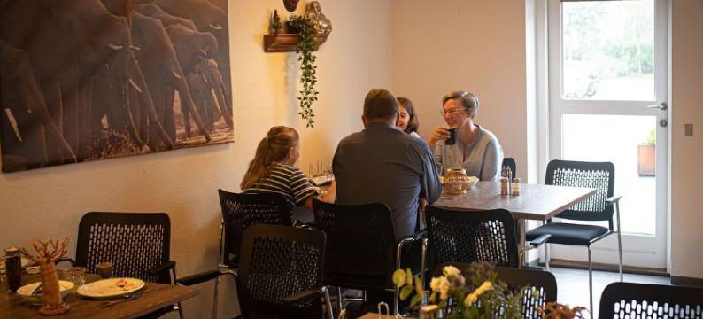 格吉弗斯库动物园 - 青年旅舍(Givskud Zoo Hostel)图片