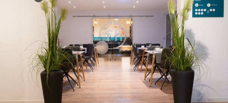巴特萨尔茨乌夫伦朋友酒店(Friends Hotel Bad Salzuflen)图片