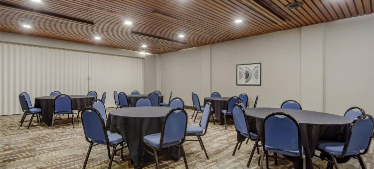 锡达公园贝斯特韦斯特酒店(Best Western Cedar Park Inn)图片